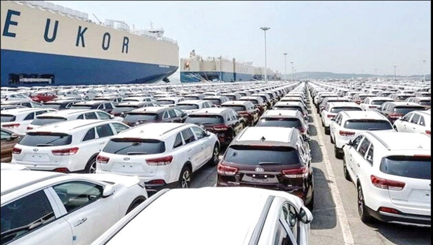 مخالفان واردات خودرو، کاسبان پشت‌صحنه آن هستند