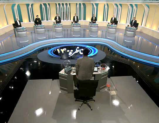 
ناموزون در فرم،  تهی از محتوا