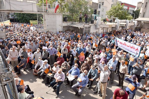 استفتای خانه کارگر از مراجع عظام تقلید