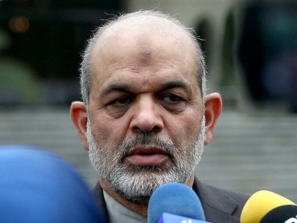 
بله من گفتم «مجوز خاص ندادیم»، آمران اساساً مجوز نیاز ندارند