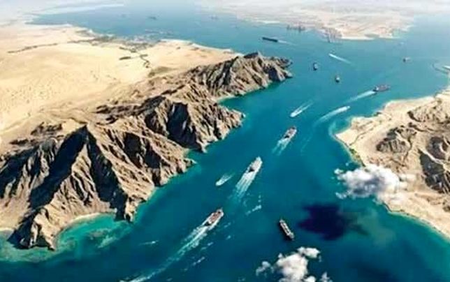 نمایندگان استراتژی تنگه هرمز را به دریافت عوارض تقلیل داده‌اند