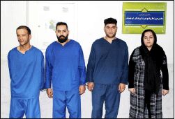 نقش عجیب یک زن در باند مردان هفت تیرکش