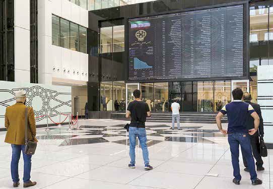 بورس با نشت رانتی اخبار خودرو و پتروشیمی سبز شد