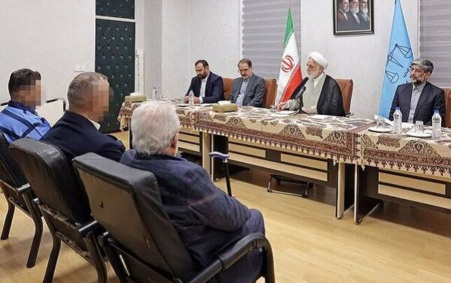 
با مدعیان اعمال نفوذ 
در قوه قضاییه مماشات نمی‌کنیم 