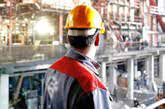 
قیمت نفت پتروشیمی‌ها را هم درگیر کرد