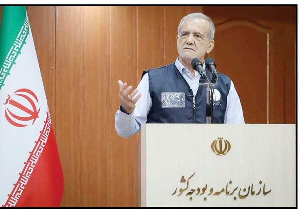 
چرا مردم ناراضی‌اند؟ چون عدالت و حق را نمی‌بینند