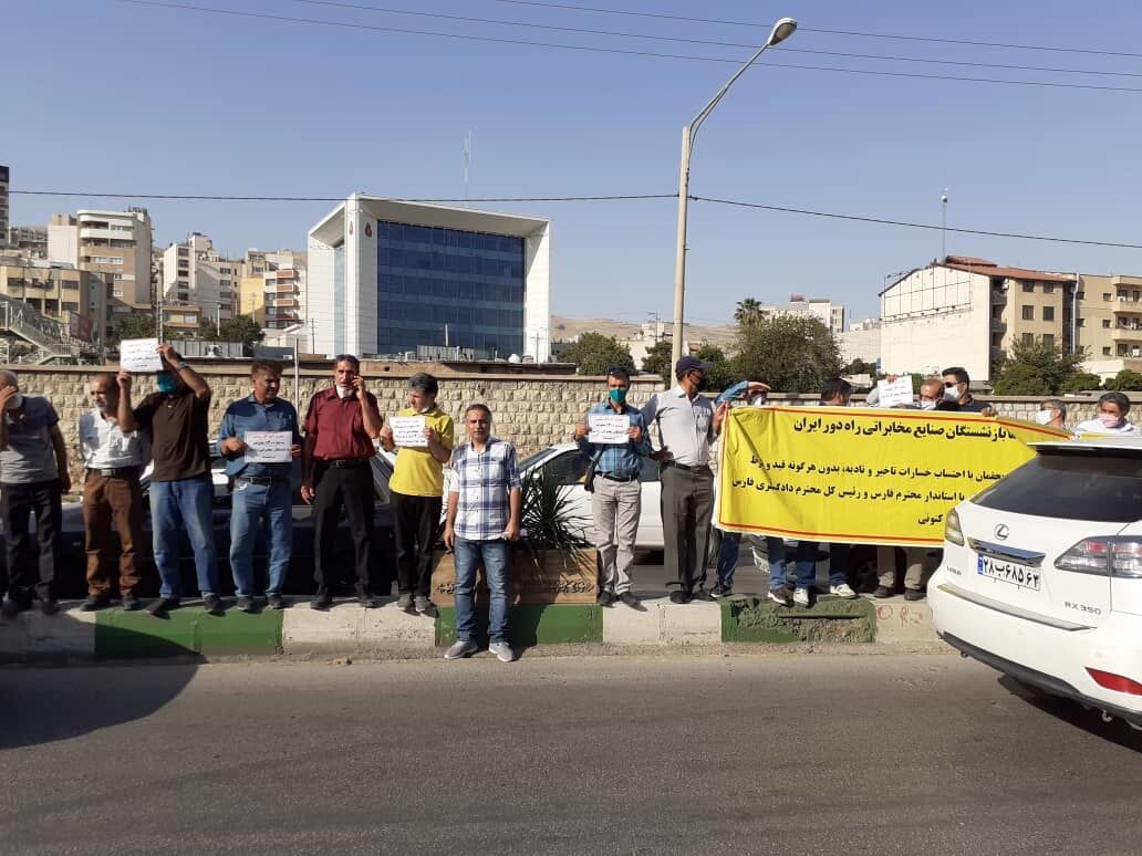 دستور رئیسی برای حل مشکل بازنشستگان مخابرات راه دور شیراز