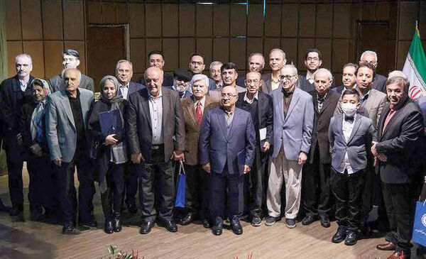 خروج نهادهای نظامی از اقتصاد، شرط لازم برای اصلاح نابرابری‌ها
