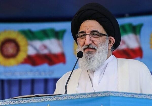 
اگر شعار « مرگ بر آمریکا » را از ما بگیرند، نفوذ بین‌المللی خود را از دست می‌دهیم