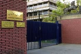 
انگلیس خواستار خروج 
کارکنان سفارت خود از ایران شد 