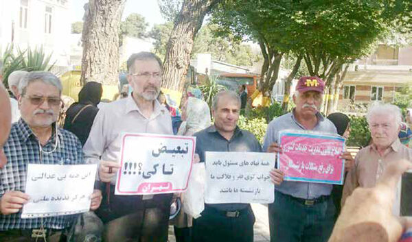 توپ همسان‌سازی حقوق بازنشستگان در زمین مجلس