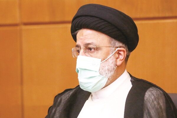 نهادها و دستگاه‌های مسئول موظفند زمینه اشتغال نخبگان را فراهم کنند