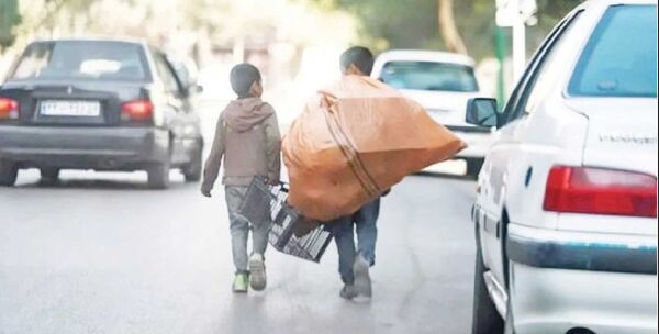 
کودکان کار و خانواده‌های آن‌ها نیازمند مداخلات مددکاری و روانشناختی هستند