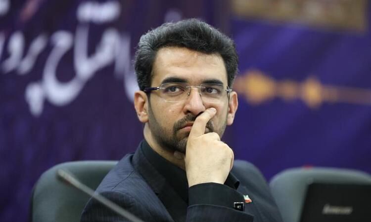 
بازخواست به دلیل نکوهش «دل بستن به کرمیلن»