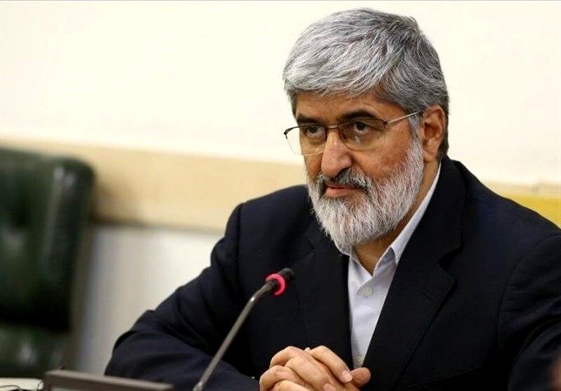 روی کاندیداتوری لاریجانی تفاهم کنید، چاره‌ای ندارید