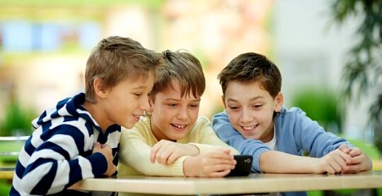 شهروندی دیجیتال و اهمیت آموزش به کودکان
