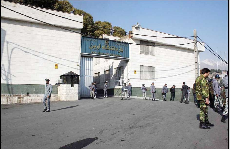 
بازگشت بیش از ۶۰۰ زندانی سیاسی به اوین
