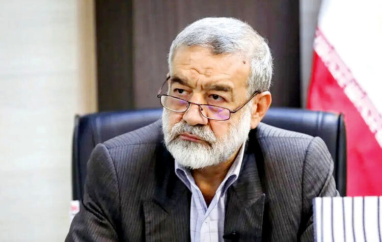  دولت چه خوشش بیاید چه نیاید، باید قانون حجاب و عفاف را اجرا کند