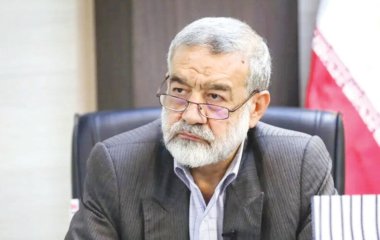  دولت چه خوشش بیاید چه نیاید، باید قانون حجاب و عفاف را اجرا کند