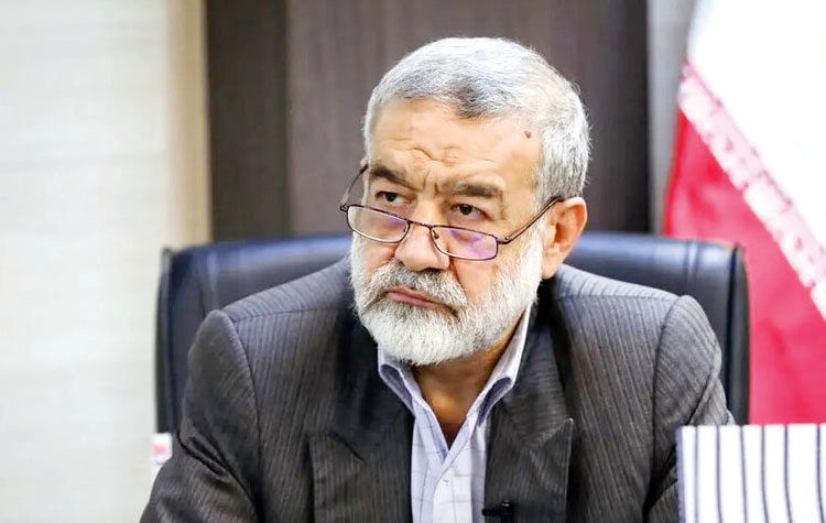  دولت چه خوشش بیاید چه نیاید، باید قانون حجاب و عفاف را اجرا کند