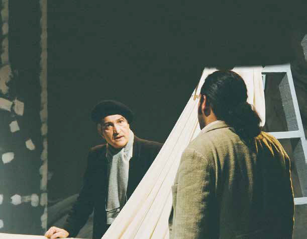 تئاتر در کشاکش زمستان سرد