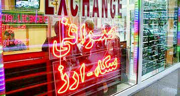
کاهش نرخ دلار در راه است؟