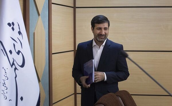  هیچ سفارشی در کار ما تاثیر نمی‌گذارد