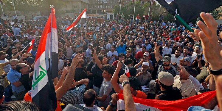 تظاهرات در بغداد با مطالبه برکناری دولت 
