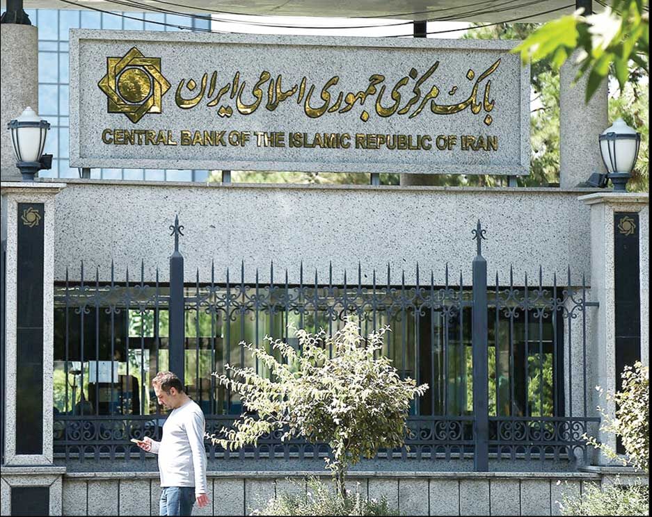 
سیاست‌گذار در بانک مرکزی ایده و راهبرد ندارد