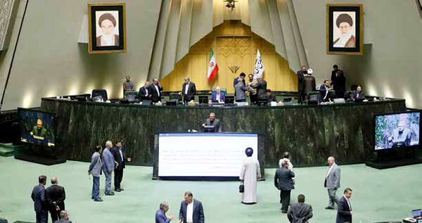 دست‌هایی که بیش از پیش  در جیب مردم فرو می‌روند