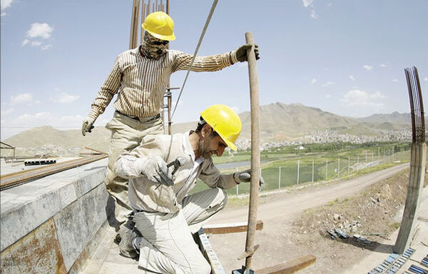 بیش از ۴ هزار کارگر ساختمانی اراک، منتظر سهمیه بیمه هستند