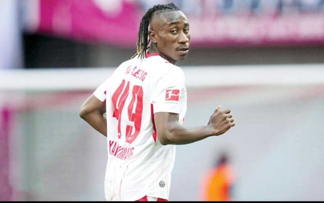 

۲۴۱ دقیقه جنون