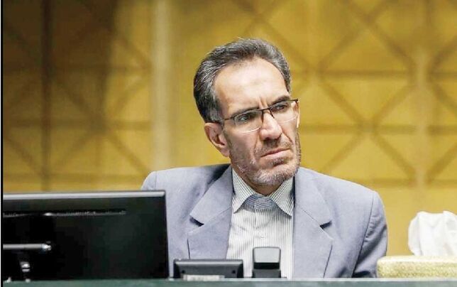 
حضور رسانه‌ای نیاز نداریم، نفس مسیحایی رهبری کافی است 