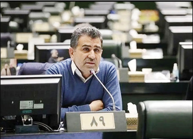 بابایی کارنامی: می‌خواهند مجلس را با جامعه کارگری درگیر کنند