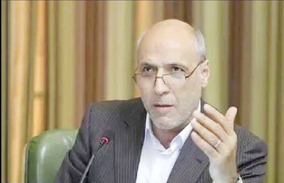
شهرداری تهران خود را فراتر از قانون می‌داند
