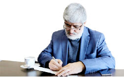کروبی و موسوی در دادگاه خاتمی حاضر شوند