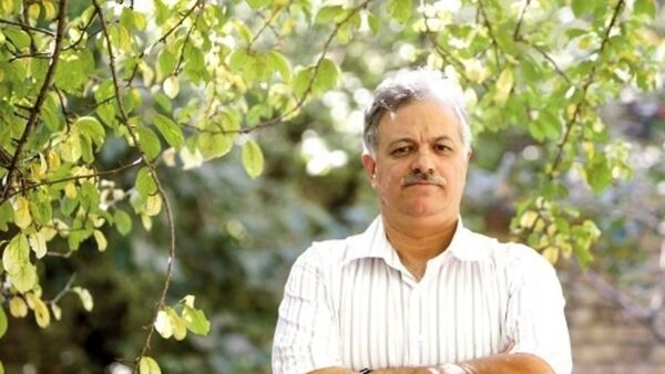 
برخی هنوز در فضای انتخابات سیر می‌کنند
