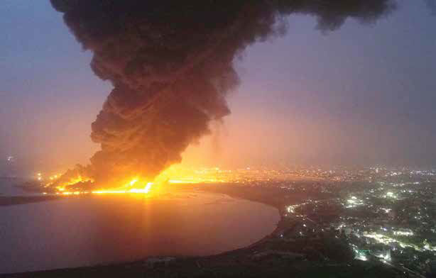 خلق بحران در حیاتی‌ترین آبراه جهان
