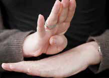 
«زبان اشاره» در «شاد» مغفول مانده است