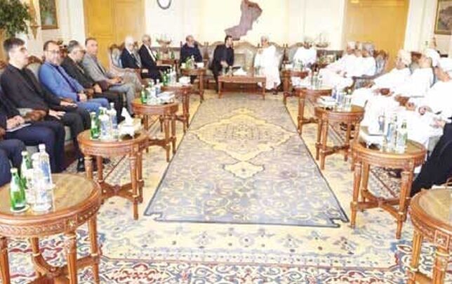 آغاز بازطراحی تنگه هرمز از مسقط