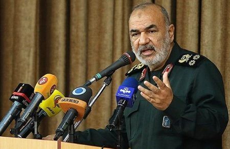 هر کسی را که در ماجرای ترور سردار سلیمانی نقش داشته، می‌زنیم