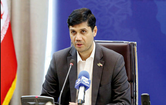 تقصیری در حداقلی بودن مزد کارگران پیمانکاری راه‌آهن نداریم