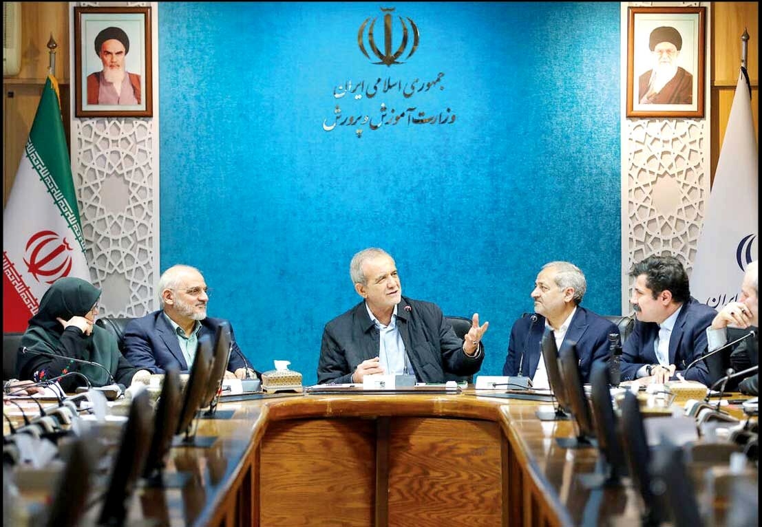 با زور نمی‌توان در جامعه تغییر ایجاد کرد