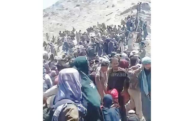 شهرداری مجوز ساخت‌وساز می‌دهد، کارگر افغان برمی‌گردد
