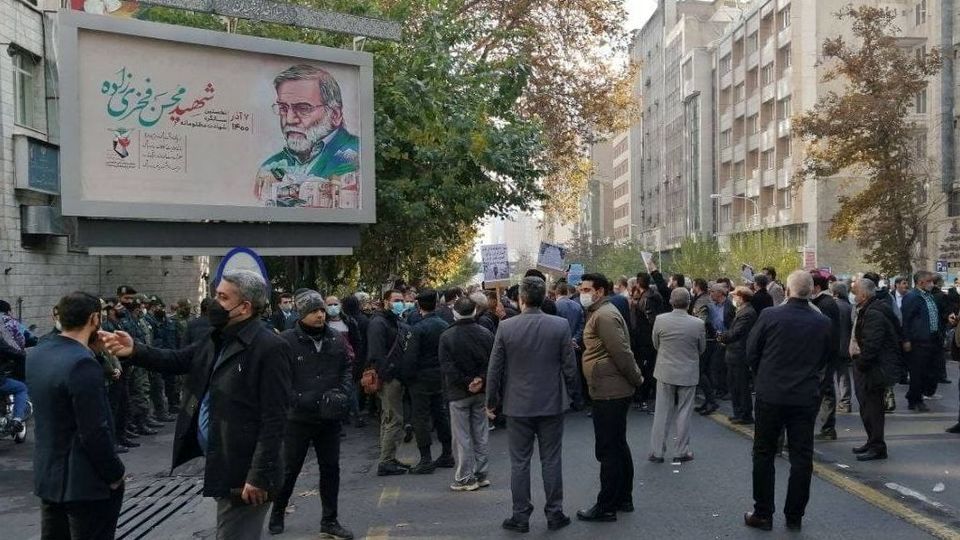 تجمع اعتراضی جانبازان

جنگ تحمیلی در تهران 