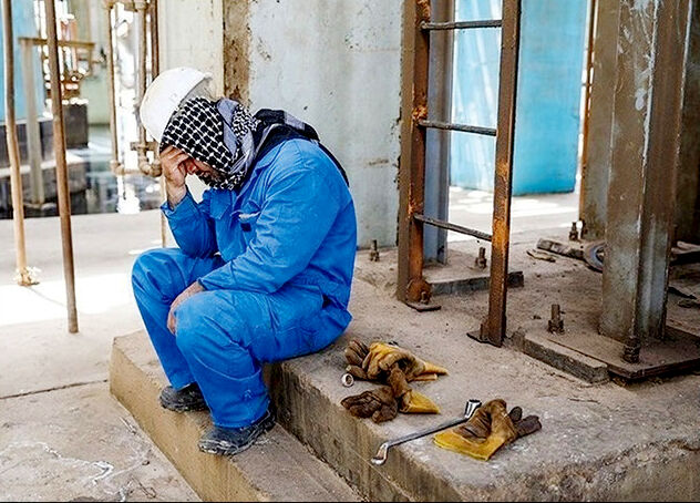 
کارگران 43 سال است که قناعت می‌کنند