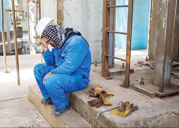 
کارگران 43 سال است که قناعت می‌کنند