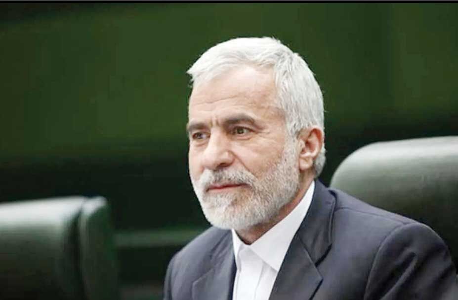 
اصولگرایان تندرو باهنر را غیرخودی می‌دانند