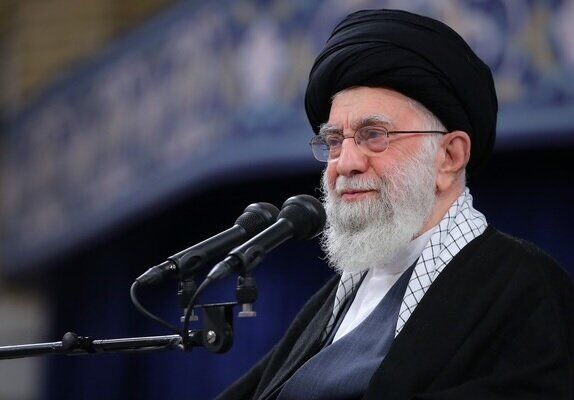 
اینکه می‌گویند حوادث اخیر تقصیر شماست، صحیح نیست