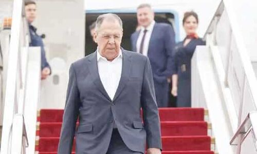 لاوروف در تهران؛ دو جنگ و هزار ملاحظه